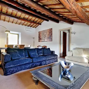Piazza Mattei Elegant | Romeloft Apartamento Roma